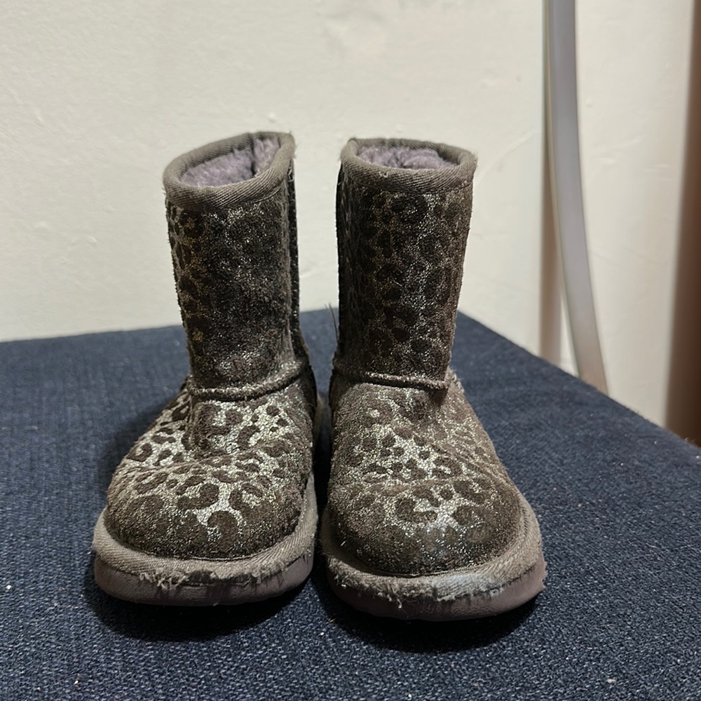 Silver/glitter cheetah print Uggs toddler